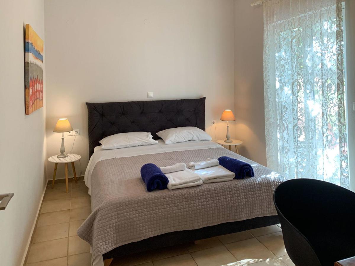 Villa Memories Palaiochora Ngoại thất bức ảnh